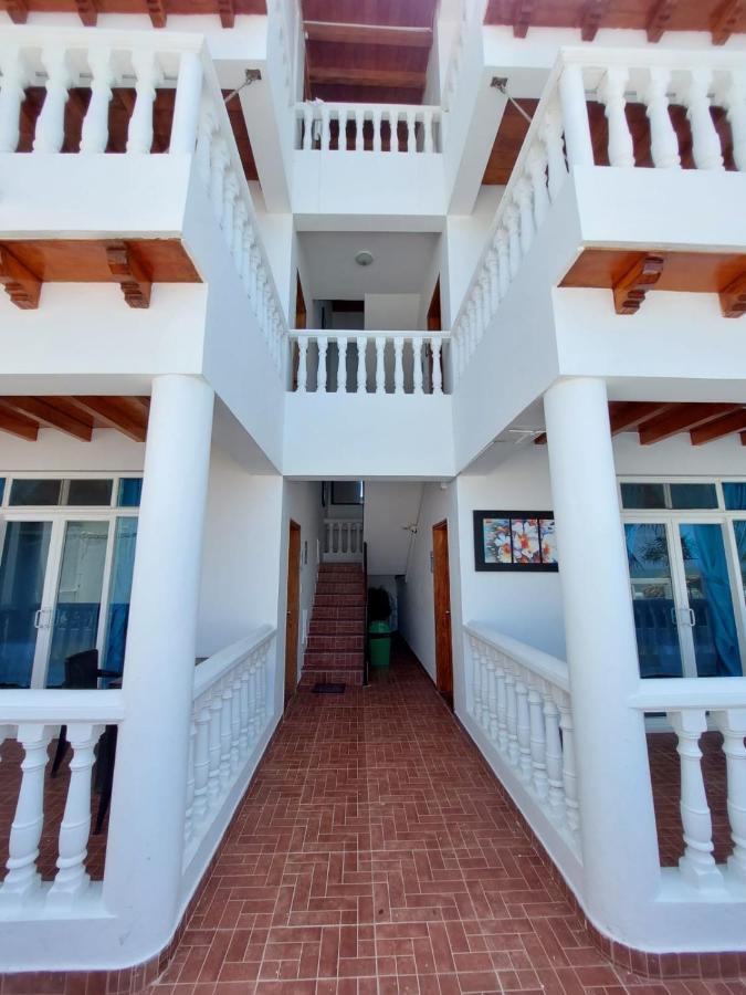 Hotel 3 Banderas Manzanillo Del Mar Cartagena Екстериор снимка