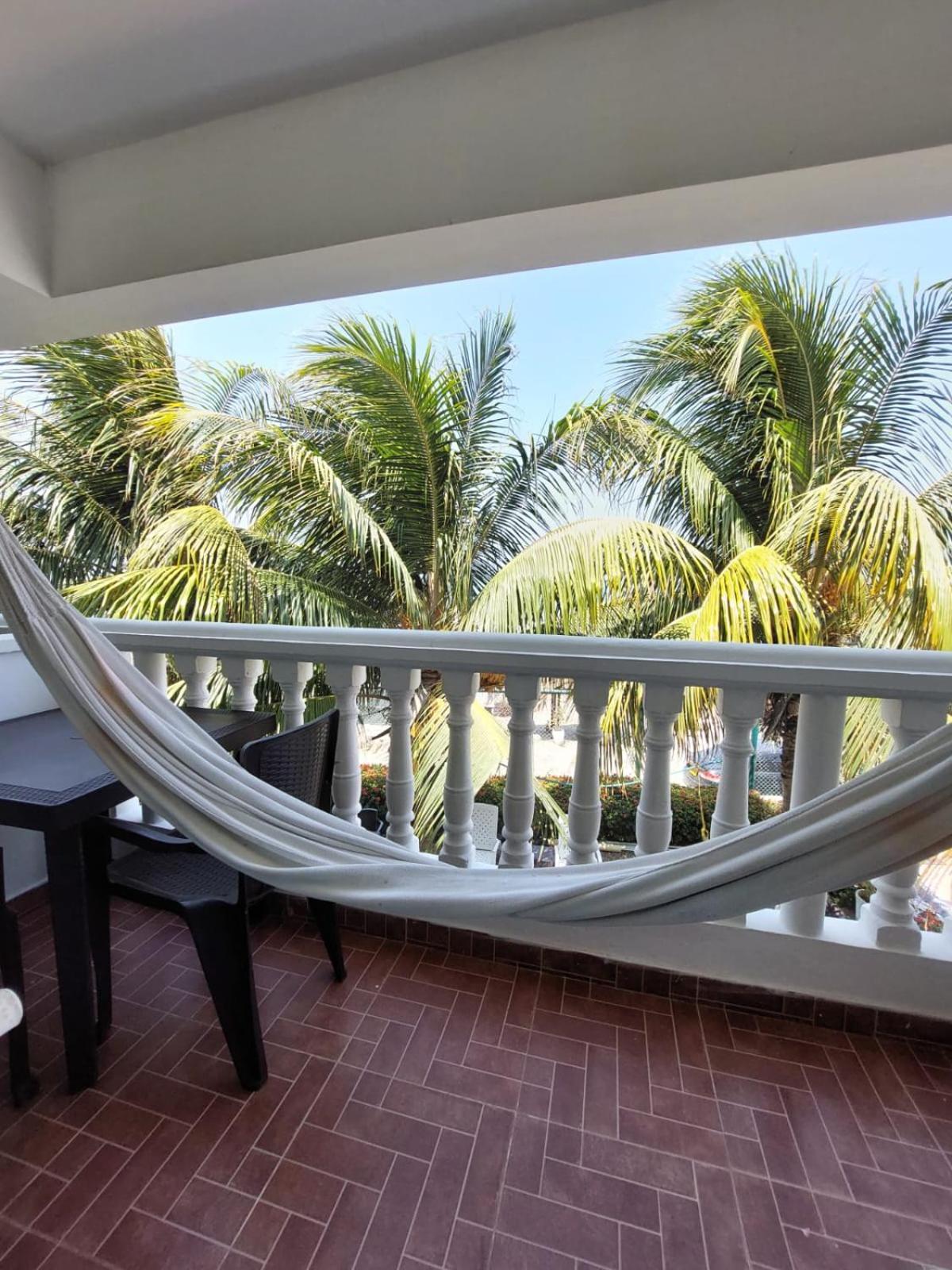 Hotel 3 Banderas Manzanillo Del Mar Cartagena Екстериор снимка